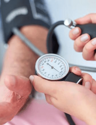Un nou medicament reduce riscul cardiac cu 94%