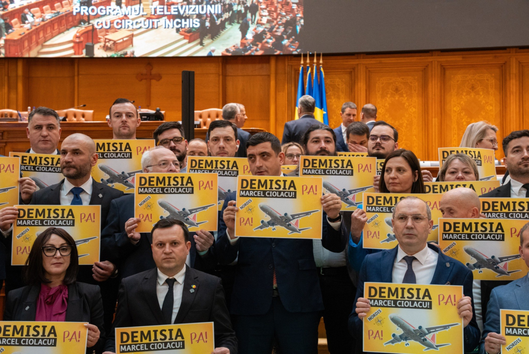 Reorganizare în partide și calcule pentru noul guvern. Riscul reprezentat de partidul AUR în Parlament