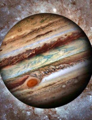 STUDIU. Jupiter s-a redus la jumătate și se micșorează 2 cm pe an