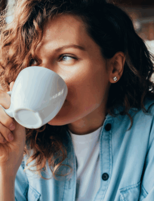 Femeile care consumă cafea regulat îmbătrânesc în mod sănătos