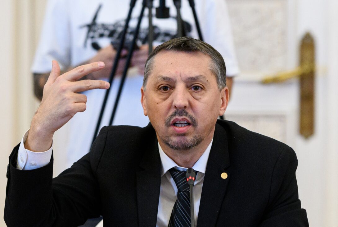 Mesajul ministrului Daniel David pentru sindicatele din Educație: „Putem să discutăm și fără grevă”