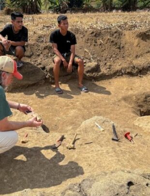 Arheologii au descoperit unelte mici, cioplite