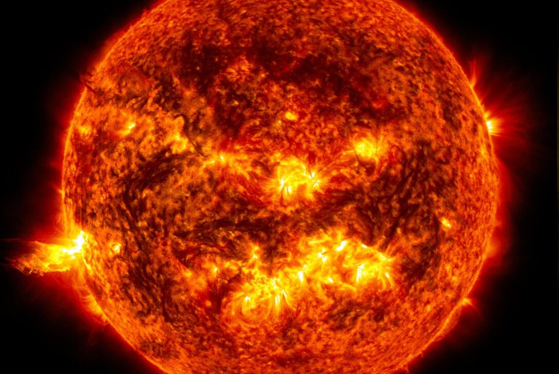 NASA supraveghează furtunile solare cu ajutorul Surya