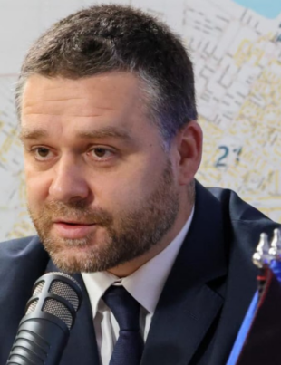 Ciucu dezminte că s-ar retrage din cursa pentru Primăria Capitalei în favoarea lui Drulă: „Sunt nevoit să ies să contracarez ştirile «pe surse»”